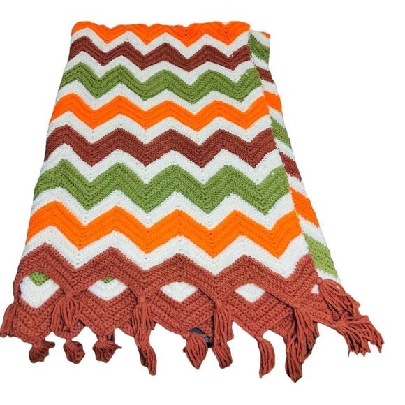 8592 handmade crotchet chevron fringe afghan blanket throw chevron 80" x 50" - Picture 1 of 4